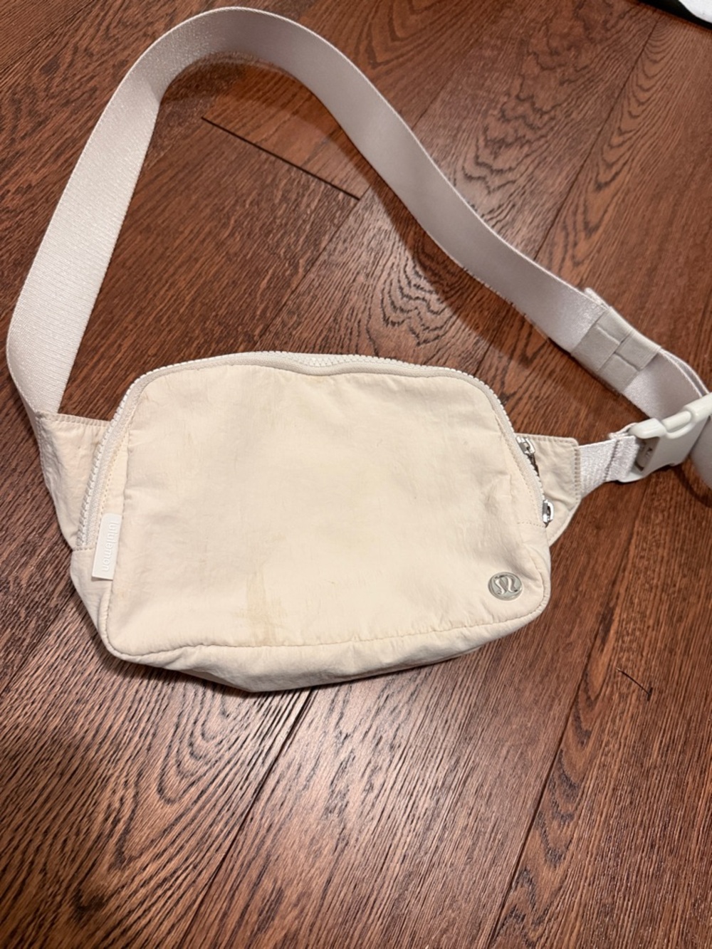 Lululemon belt bag